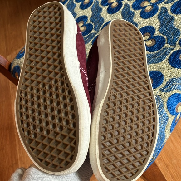 Vans Oxblood sneakers! Preloved ❤️ - Picture 8 of 14